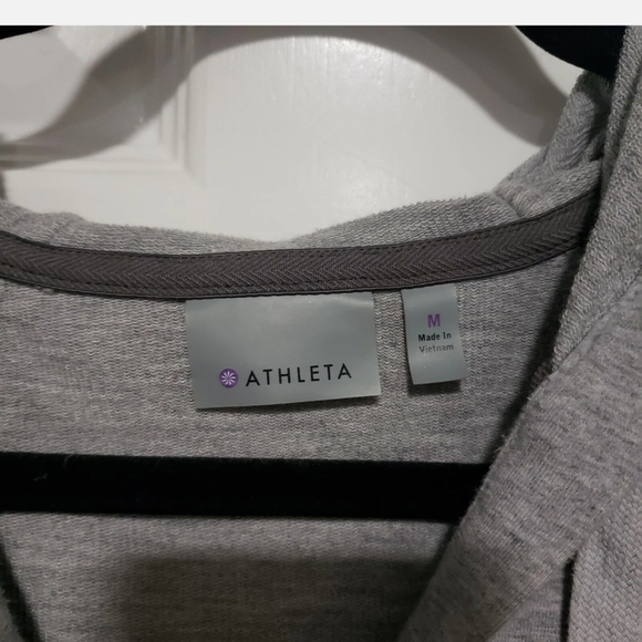 Athleta Women’s Idyllwild Gray Pullover - medium - Picture 3 of 8